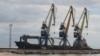 Ruski tankeri čiste mine Mariupolju otkako su zauzeli luku u Azovskom moru, 23. maj 2022. 
