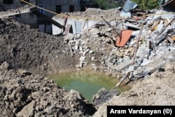 O explozie de proporții a lăsat un crater masiv, Stepanakert
