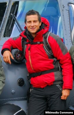 Беър Грилс по време на снимките на предаването Man vs Wild през 2009 г.