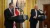 Американскиот претседател Доналд Трамп одржува прес-конференција со британскиот премиер Кир Стармер во Белата куќа во Вашингтон, 27 февруари 2025 година