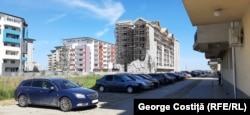 Majoritatea celor peste 36.000 de muncitori străini din afara UE lucrează în construcția clădirilor rezidențiale și nerezidențiale.