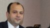 Ministrul de externe Oleg Țulea în septembrie, în studioul Europei Libere de la Chișinău.
