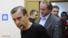 Лев Пономарев в здании суда