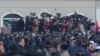 Gazetarët duke mbuluar një protestë në Prishtinë - foto arkivi