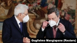 Predsjednik Italije Sergio Mattarella i premijer Mario Draghi u Rimu, februar 2021. godine