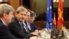 Хан бара институционално решение на кризата