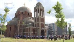 Protestë para Kishës Ortodokse në Prishtinë
