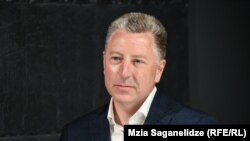 კურტ ვოლკერი, „ევროპის პოლიტიკის ანალიზის ცენტრის“ (CEPA) საპატიო წევრი, აშშ-ის ყოფილი ელჩი ნატოში, მაკკეინის ინსტიტუტის ყოფილი დირექტორი