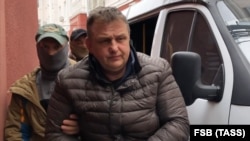 Vladislava Jesipenka, koji ima dvojno rusko-ukrajinsko državljanstvo, pritvorili su službenici ruske Federalne službe bezbednosti na Krimu 16. marta 2021.