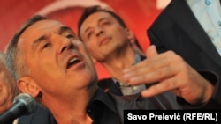 Čekajući saznanja o uključenosti političkih struktura u dešavanja u CG: Milo Đukanović