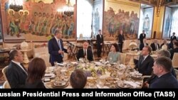 Президент Киргизии Алмазбек Атамбаев на приеме в Кремле
