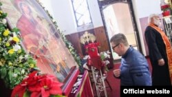 Новиот лидер на ВМРО-ДПМНЕ Христијан Мицкоски во црквата свети Петнаесет Тивериополски маченици во Струмица