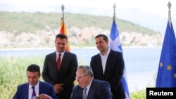 Nënshkrimi i marrëveshjes në Prespë për emrin e ri të Maqedonisë, 17 qershor 2018