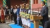 Віктор Янукович та олімпійські чемпіонки-веслувальниці, які отримали квартири в новому будинку коштом бюджету