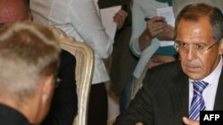 Сергей Лавров: <a href="http://www.interfax-russia.ru/r/B/themeday/486.html?id_issue=12117468">«Вопрос о территориальной целостности Грузии находится в руках грузинского руководства»</a>
