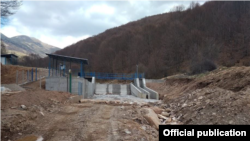 Изградба на мала хидроелектрана на Крапска река на Јакупица која е Емералд подрачје. „Еко-свест.“