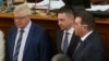 Кирил Ананиев (вляво) смени здравното с финансовото министерство през лятото на 2020 г. и беше наследен от Костадин Ангелов (вдясно)