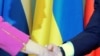 «Газовая принцесса» Украины скрепила рукопожатием договор о нерушимой взаимовыгодной газовой дружбе между Россией и Украиной