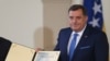 Zastava RS-a ponovo ispred Dodikovog kabineta u Predsjedništvu BiH