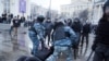 "Взаимодействие" фанатов и милиции, Москва, Манежная площадь, 11 декабря 2010 г