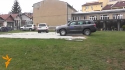 Serbët rivotojnë në Mitrovicën e veriut