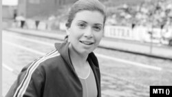 Gyarmati Andrea a 100 m-es női pillangóúszás győztese az országos úszóbajnokság második napján a Sportuszodában, 1973. augusztus 3-án