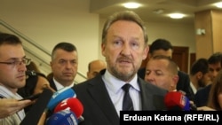 Niko nema ništa protiv RS-a da slavi dan nastanka, ali to ne treba biti dan koji vrijeđa druge ljude u tom entitetu: Bakir Izetbegović