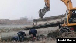 В Коканде снесли около 30 частных домов, чтобы создать СЭЗ на их месте.