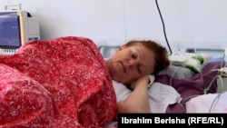 Lulije Qafleshi, e shtrirë në Klinikën Infektive në Prishtinë (19 gusht 2021).