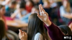 Tanóra a Fasori Evangélikus Gimnáziumban 2018. szeptember 25-én