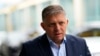 Back in the ČSSR: Fico se închină la mormântul ultimului președinte comunist cehoslovac, Husák