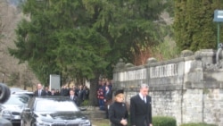 Dragnea & Tăriceanu: de ce oferă privilegii Casei Regale?