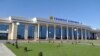 Здание Международного аэропорта Ташкента.