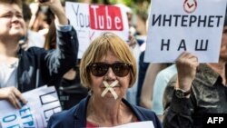 Один из предыдущих маршей за свободу интернета