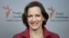 Anne Applebaum, jurnalista și istoricul american, a vizitat biroul din Kiev al RFE/RL în 2017, cu ocazia lansării cărții ei despre Holodomor: „Foametea roșie: războiul lui Stalin împotriva Ucrainei”, Kiev, Ucraina, 20 noiembrie 2017. 