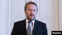 Bakir Izetbegović