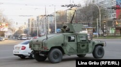 Военная техника на улицах Кишинева, 24 марта, 2020