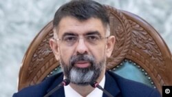 Robert Cazanciuc este de meserie procuror, iar între 2013 și 2015 a fost ministru al Justiției.