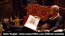 Nebojša Glogovac u filmu "Ustav Republike Hrvatske"