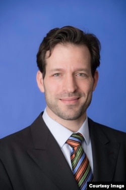 Cornelius Adebahr