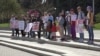 Protest la guvern împotriva discriminării din școli