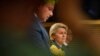 Președinta Comisiei Europene, Ursula von der Leyen, și comisarul european pentru vecinătate și extindere, Oliver Varhelyi, anunță presei deciziile luate în legătură cu cererile de aderare ale Ucrainei și R. Moldova 