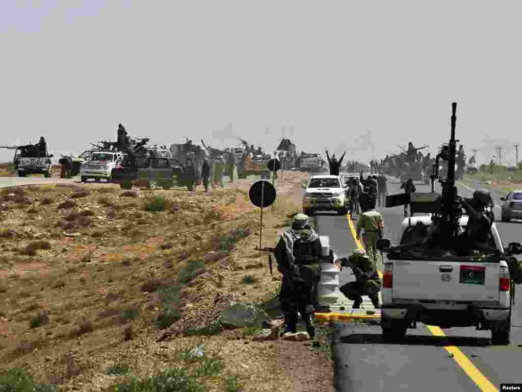 Istočna Libija, u blizini Sirte, 28.03.2011. Foto: Reuters / Finbarr O¨Relly