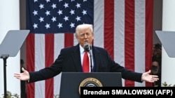 Predsednik SAD Donald Tramp najavljuje nove carine, Bela kuća, 2. april 2025.