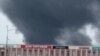 Облако дыма после атаки дронов в Мурманской области