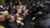 Під час антиурядового протесту у Києві, листопад 2011 року