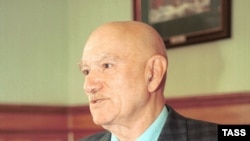 Леонид Аринштейн