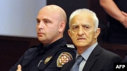 Dragan Vasiljković (desno)