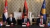 Nënshkrimi i deklaratës për bashkëpunim në fushën e mbrojtjes dhe sigurisë mes ministrave të Mbrojtjes nga Kroacia, Shqipëria dhe Kosova. 