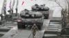 Военнослужещи на НАТО провеждат военни учения в Полша, 4 март 2024 г. 